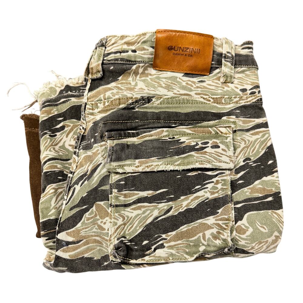 Gunzinii Denim Co Jeans Stacked Skinny Flare Camo Raw Hem Mens 34 (34x33 ACTUAL)
